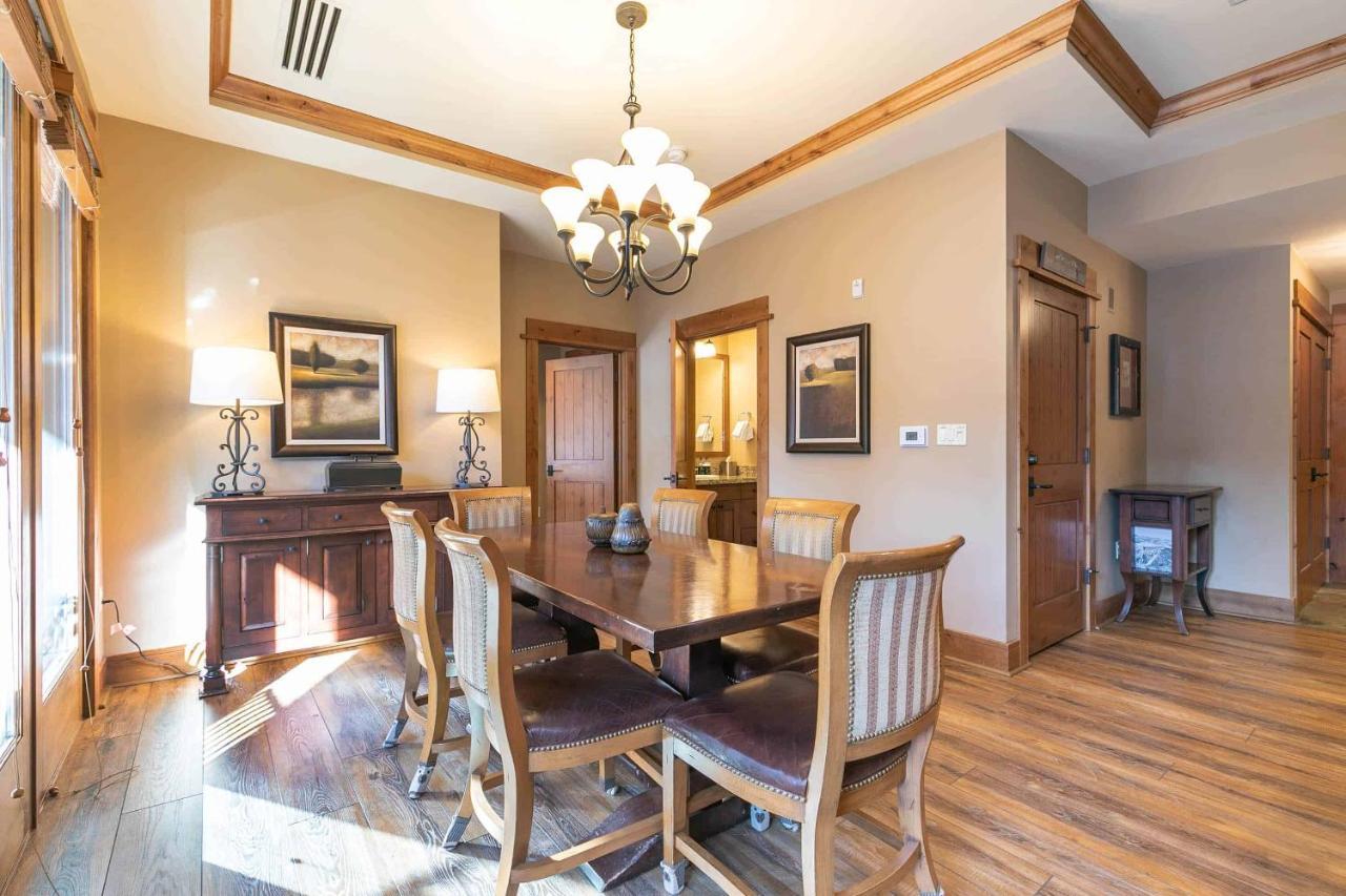 East West Hospitality At Tahoe Truckee Exterior photo