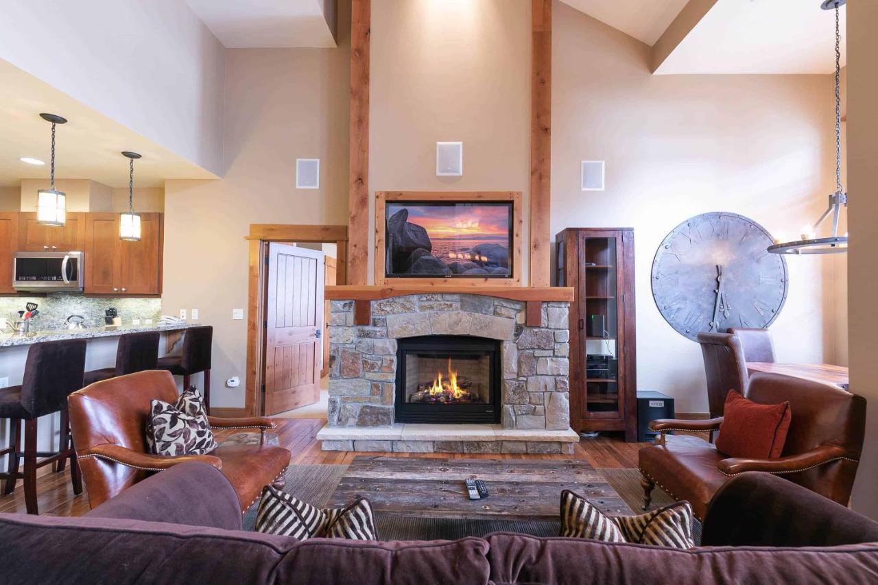 East West Hospitality At Tahoe Truckee Exterior photo