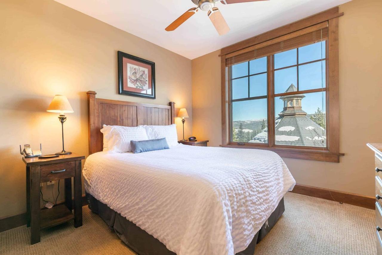 East West Hospitality At Tahoe Truckee Exterior photo